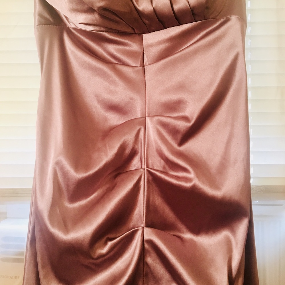 Dress - Picture 5 of 5